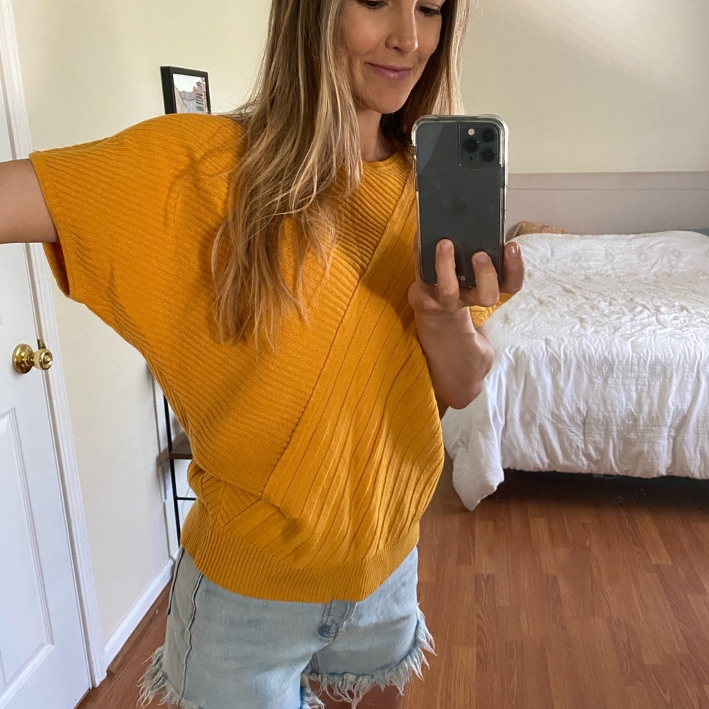 Vintage yellow geometric batwing sweater